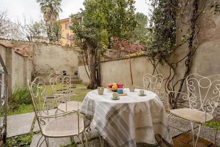 Appartamento Con Giardino بولونيا المظهر الخارجي الصورة